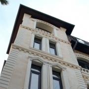 Фасад облицованный натуральным камнем433